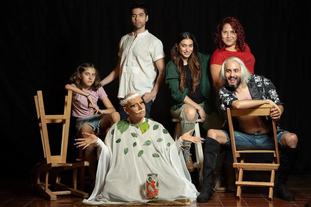 Elenco de &ldquo;Supernova&rdquo;. Cortes�a
