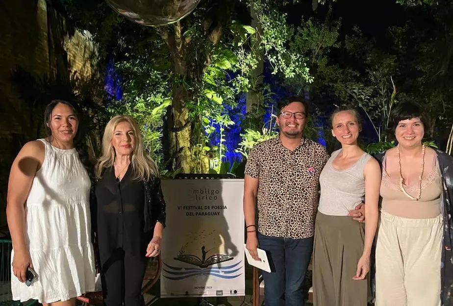 Ronda II: Edith Niz, Anna Viedma, Edu Barreto, Natalia Tibiletti, Norma Flores Allende. Cortes�a