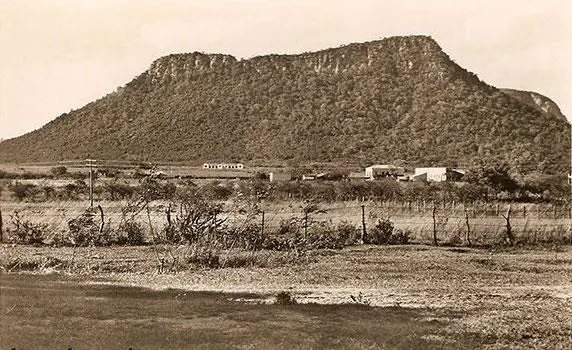 Claus Henning, cerros de Paraguar�. Cortes�a