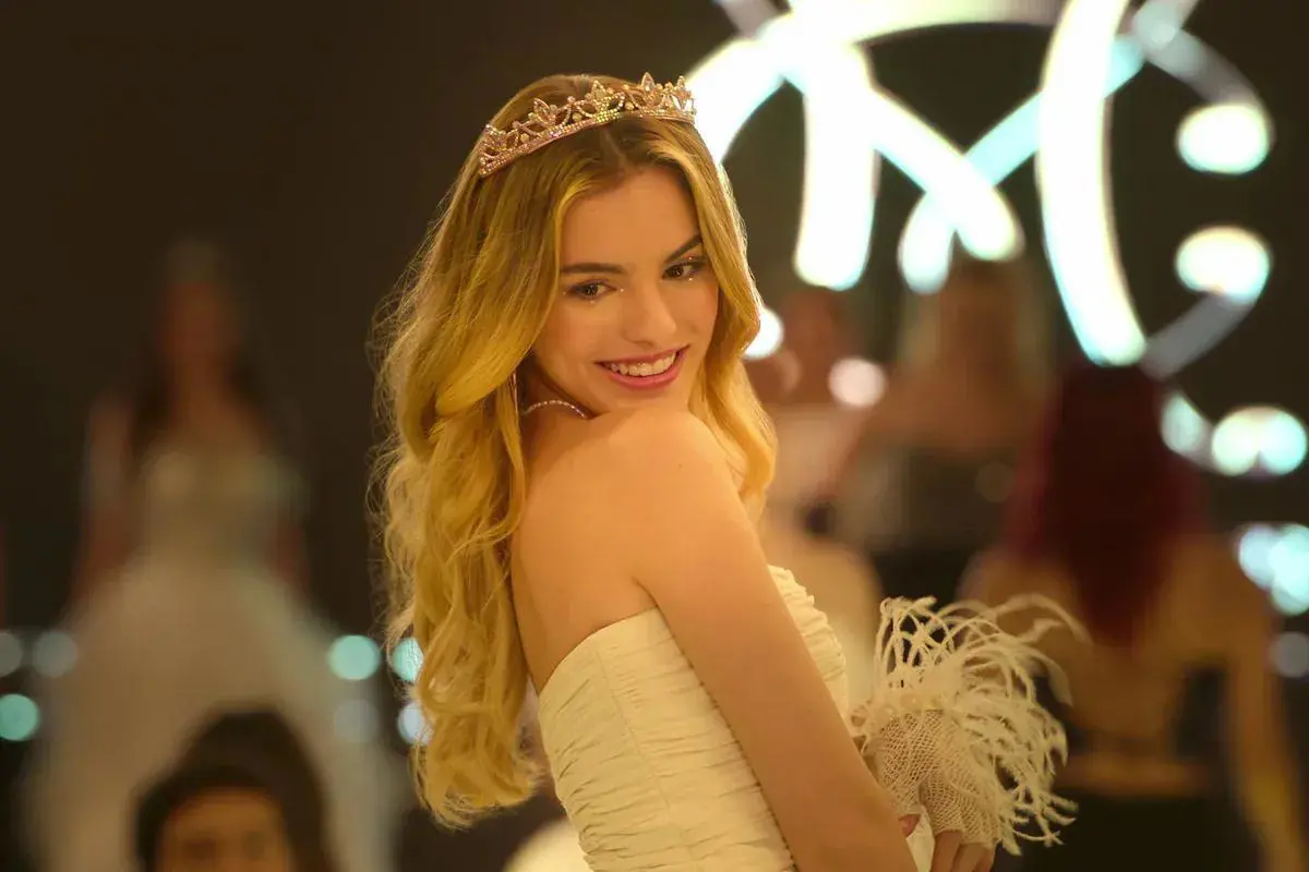 emCindy la Regia/em. Cortes�a