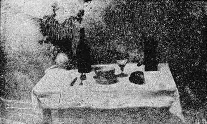 Joseph Nic�phore Ni�pce, emLa table servie/em (La mesa servida), 1824-1826. Maison Nic�phore Ni�pce