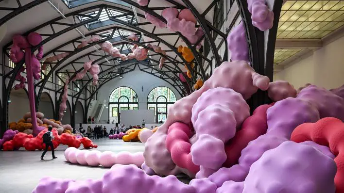 Hamburger Bahnhof, con una muestra de Eva F�bregas. Cortes�a