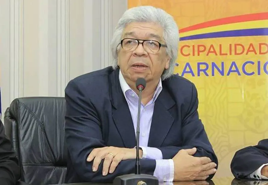 Bernardo Neri Farina. Cortes�a