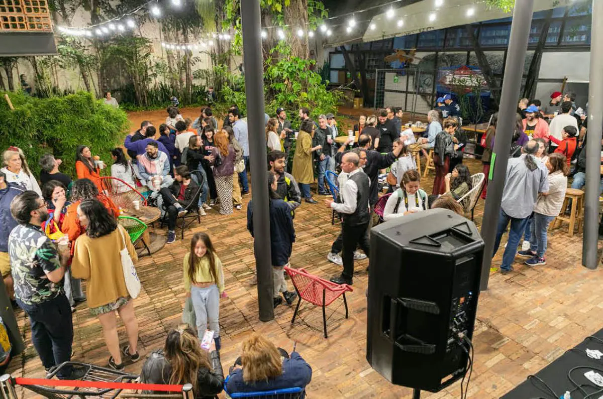 Actividades en el Centro Cultural Juan de Salazar. Cortes�a