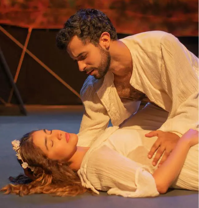 Escena de emRenato y Juliana. Amor en la Guerra Grande/em. Cortes�a