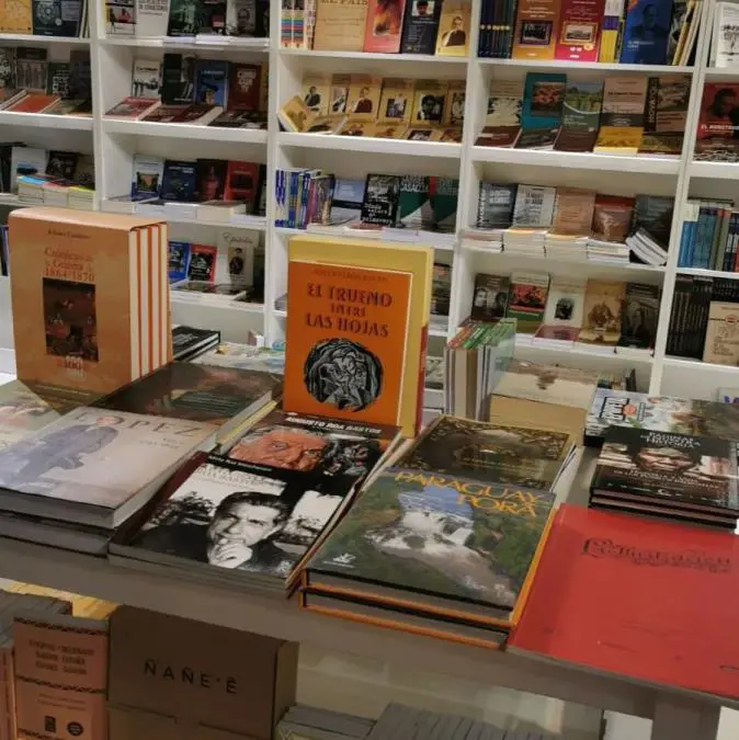 Stand de Paraguay en la Feria Internacional del Libro de Buenos Aires, edici�n 48�. Cr�dito: Capel