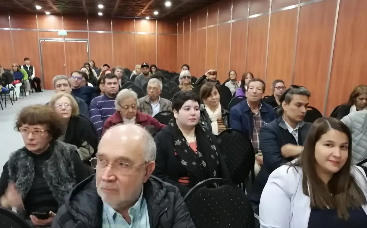 P�blico en el D�a de Paraguay, panel sobre la obra de Roa Bastos. Cortes�a del autor