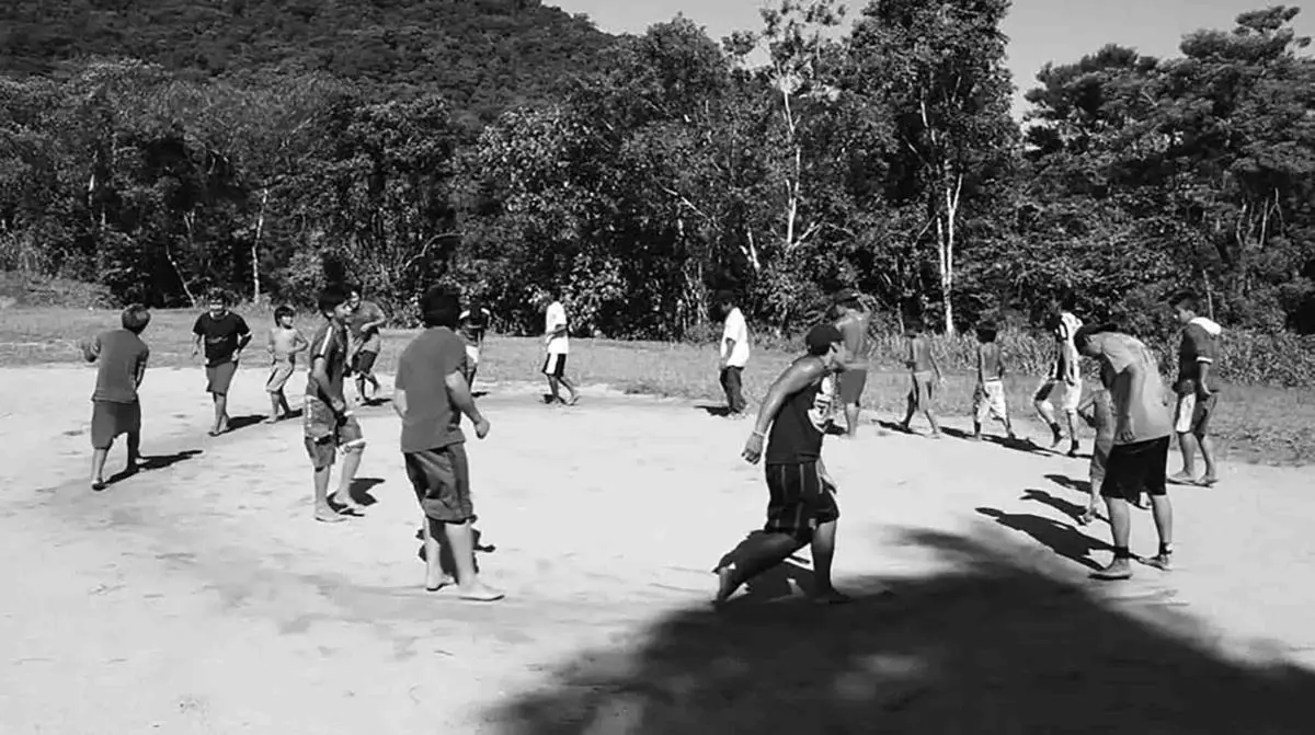 Cultura mbya guaran�. Cortes�a
