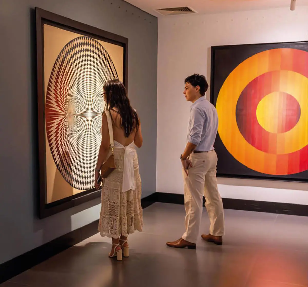 Enrique Careaga, emConcresion circular/em, 1966. Obra expuesta en la III Bienal Americana de Arte, C�rdoba, Argentina, 1966.em Trois sph�res chromatiques JRN/em, 1968/1971. Acr�lico sobre tela. Colecci�n privada. Cortes�a