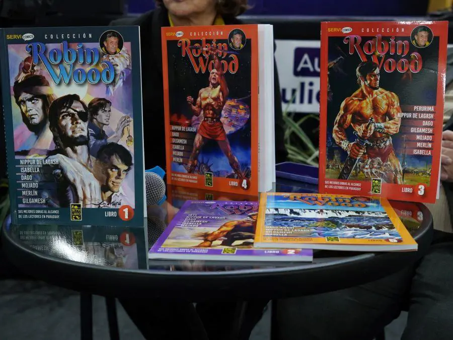 Historietas en la Libroferia Encarnaci�n 2024. Cortes�a