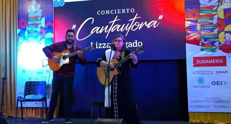 Lizza Bogado aport� su talento en una noche dedicada a la m�sica. Cortes�a