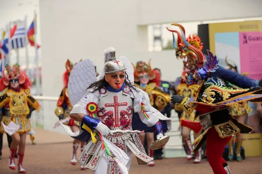 N�mero art�stico en el marco de la reuni�n del Comit� de la Unesco. Cortes�a