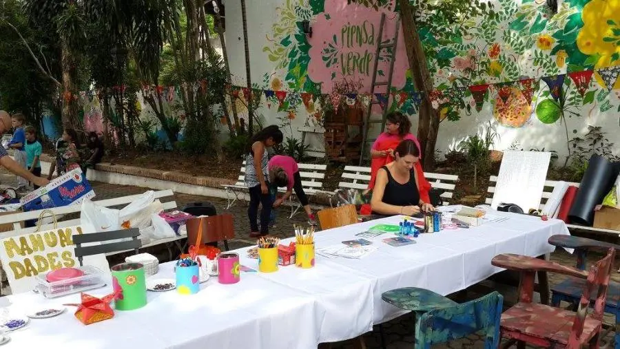 Mercadillo navide�o en el ICPA. Cortes�a