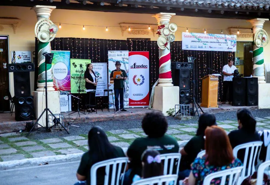 Encuentro de gestores culturales en el Centro Cultural Melod�a. Cortes�a