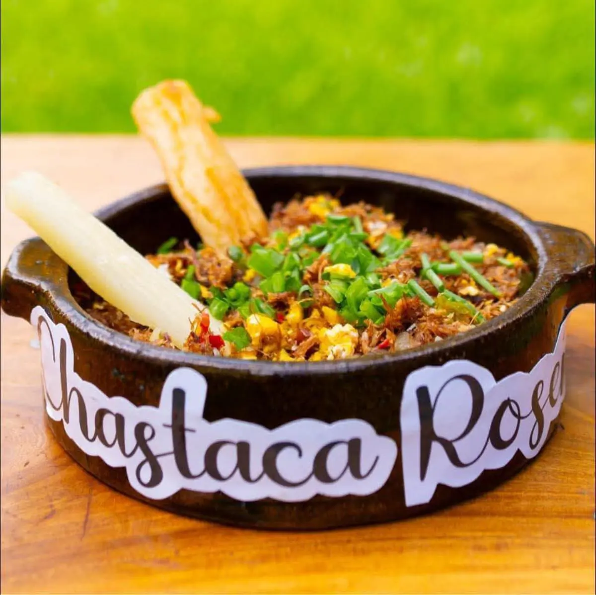 Plato de chastaka roseña (foto tomada de las redes de EBY)