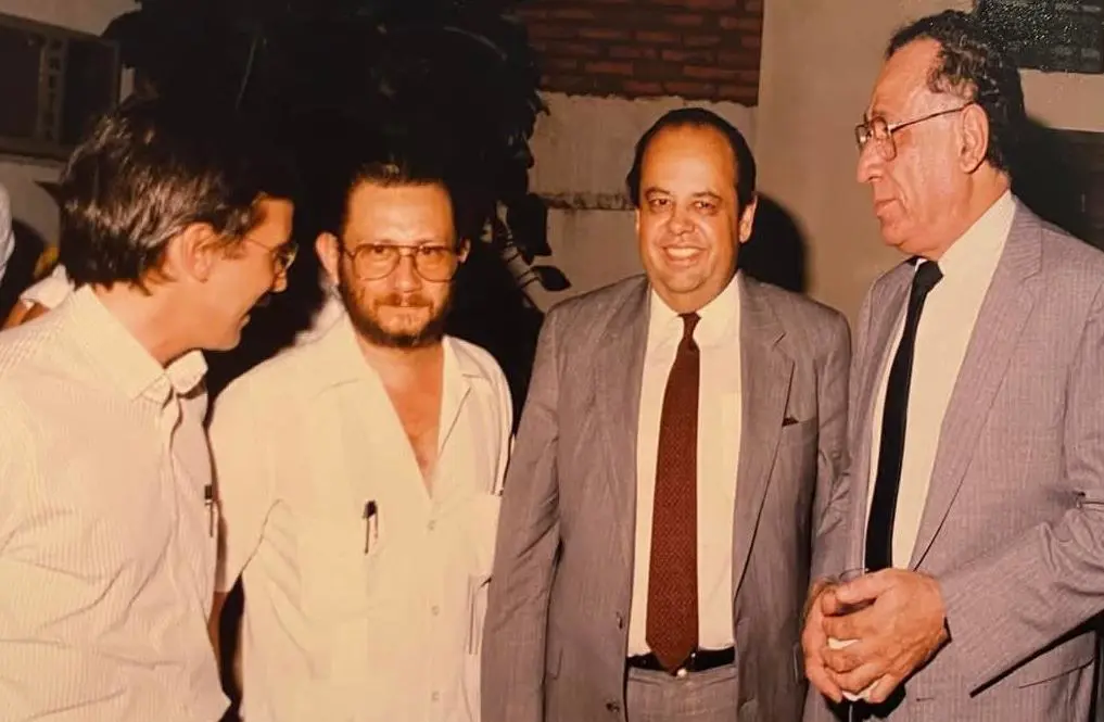Soci�logos. Tom�s Palau, Roberto C�spedes, Guillermo Heisecke y Domingo M Rivarola. Cortes�a