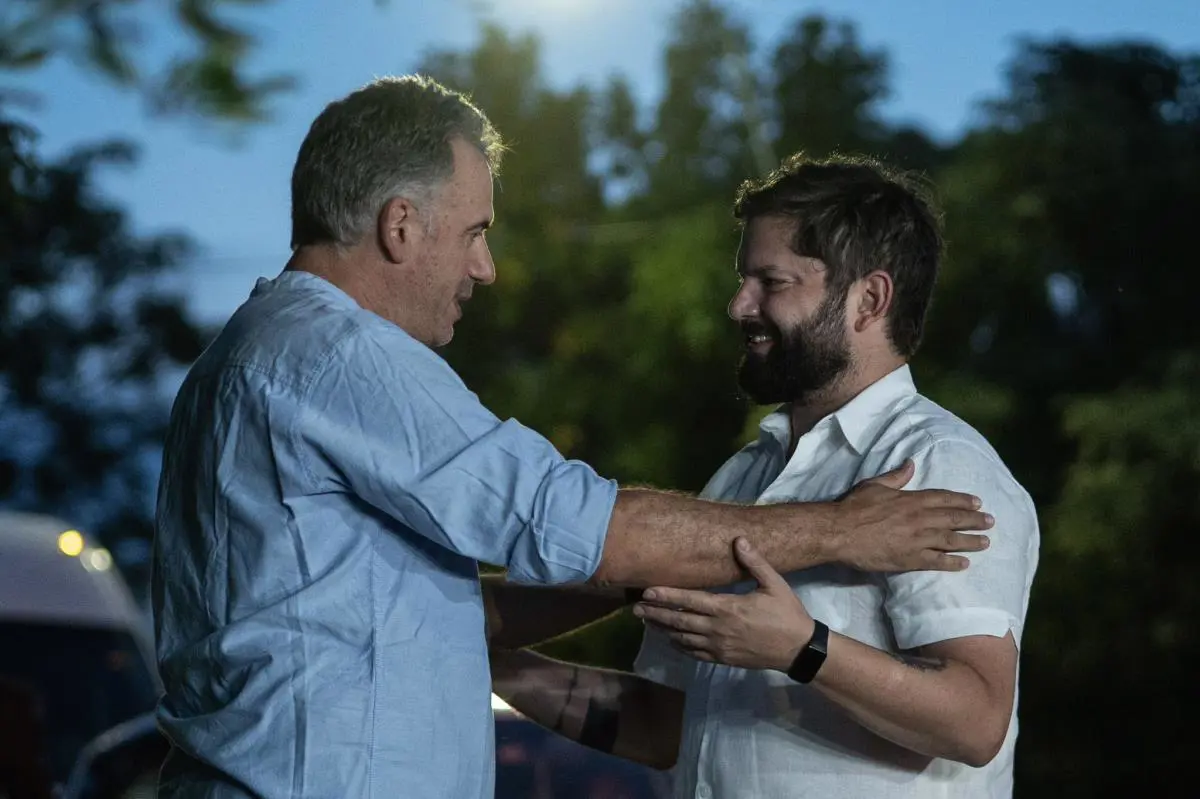 Yamand� Orsi y Gabriel Boric. Foto: Infobae.