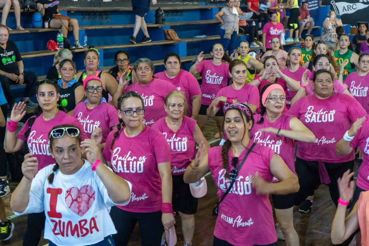 Zumba Mujer. Foto: Gentileza.