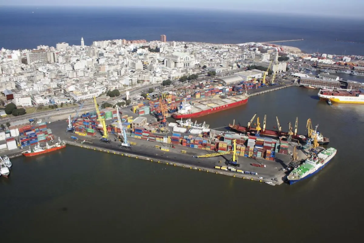 Puerto de Montevideo. Foto: Referencia.