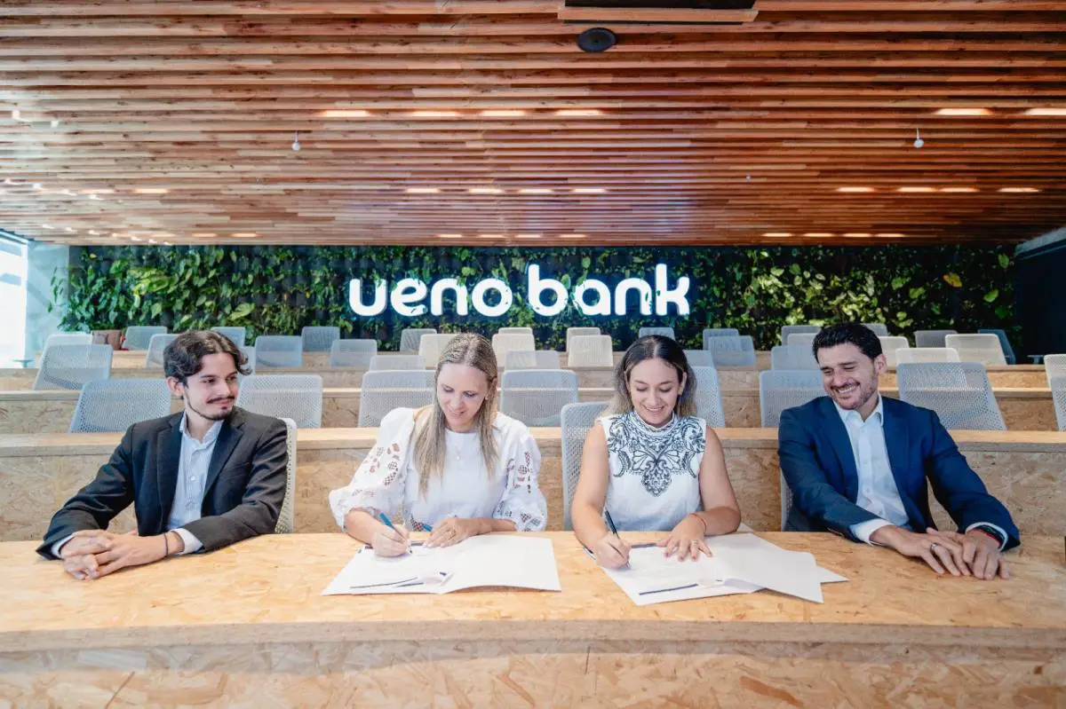 ueno bank se uni� a la Red Summa, una iniciativa de la Fundaci�n Saraki para propulsar mayor inclusi�n social. Foto: Gentileza.